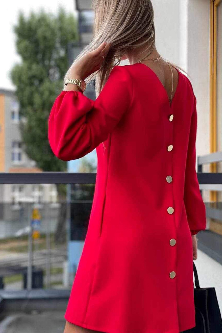 Punane kahtepidi kantav a-lõikeline kleit